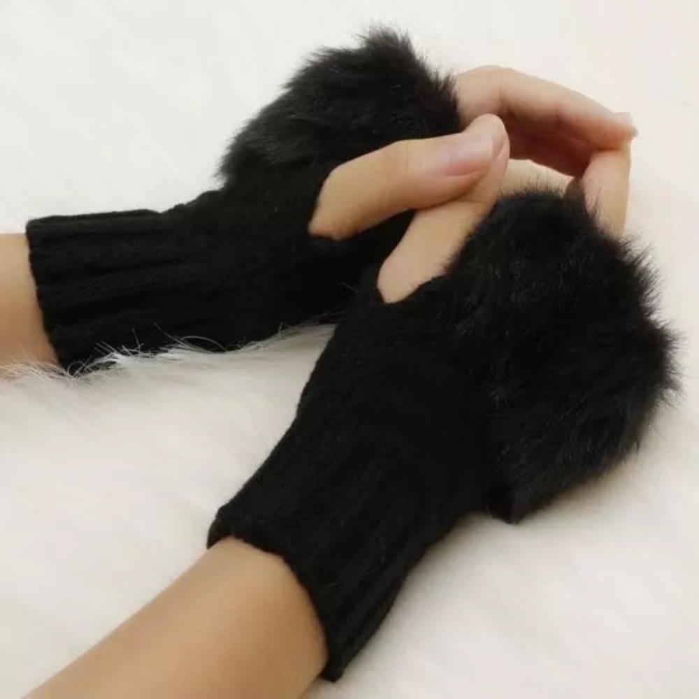 New! Black Fingerless Gloves